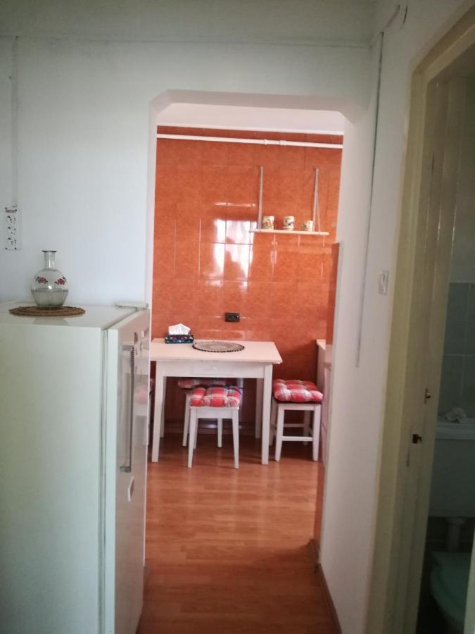 Sara Apartman Targu Mures Exterior foto