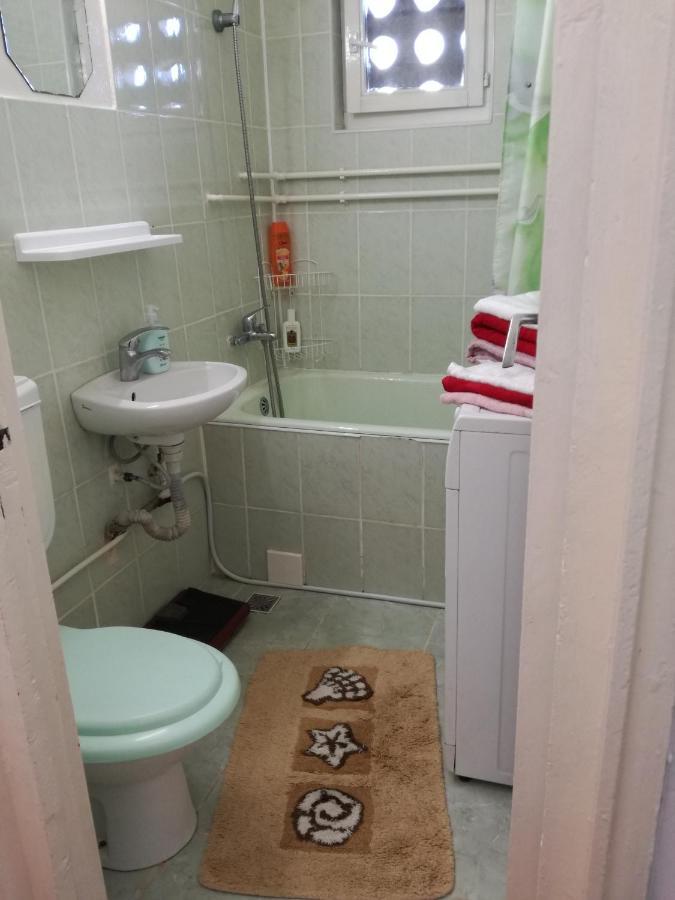 Sara Apartman Targu Mures Exterior foto